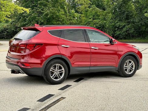 Used 2017 Hyundai Santa Fe Sport w/ 2.4L Tech Package 04 AWD/4WD image 15