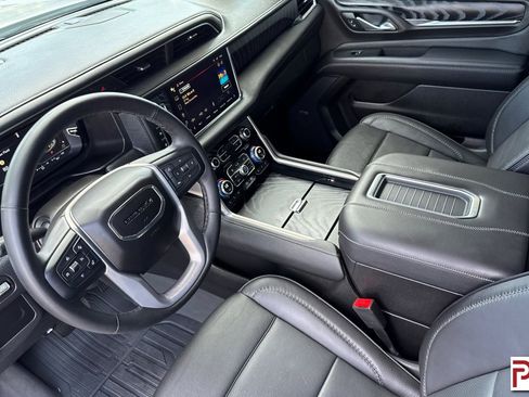 Used 2023 GMC Yukon Denali w/ LPO, Floor Liner Package AWD/4WD image 10