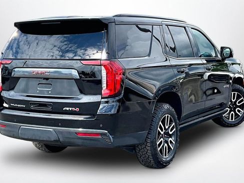 Used 2024 GMC Yukon AT4 w/ AT4 Premium Package AWD/4WD image 6