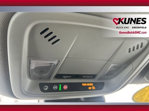 Used 2025 Chevrolet Malibu LT image 21