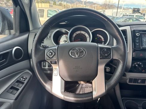 Used 2015 Toyota Tacoma PreRunner w/ SR5 Package image 31