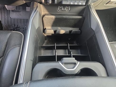 Used 2020 RAM 1500 Laramie w/ Sport Appearance Package image 18