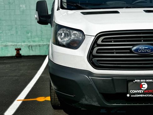 Used 2018 Ford Transit 250 130 Low Roof RWD image 12