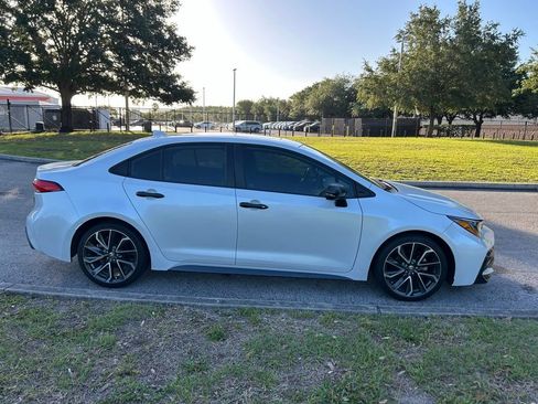 Used 2022 Toyota Corolla SE w/ SE Premium Package FWD image 6