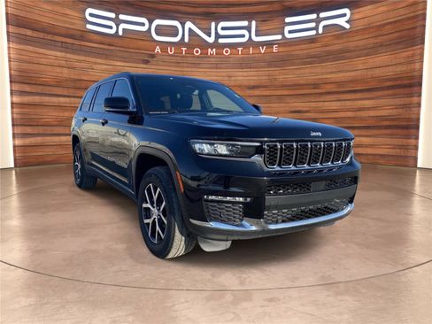 Used 2024 Jeep Grand Cherokee L Limited w/ Luxury Tech Group II image 9