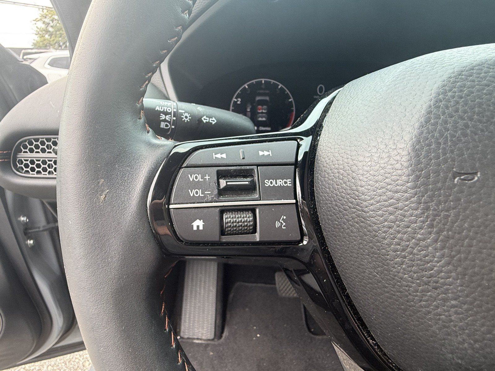 Used 2024 Honda HR-V Sport image 18