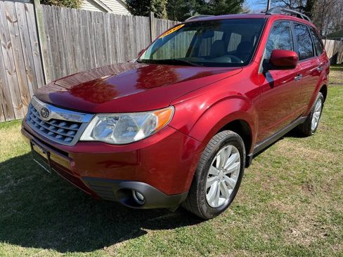 Used 2012 Subaru Forester 2.5X Limited AWD/4WD image 1