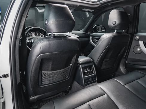 Used 2014 BMW 335i xDrive Sedan AWD/4WD image 37