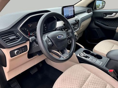 Used 2020 Ford Escape SE FWD image 15