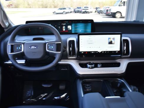 New 2026 Ford Expedition Max Active AWD/4WD image 18