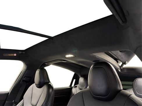 Used 2024 Tesla Model X AWD/4WD image 18