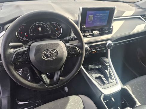 Used 2025 Toyota RAV4 XLE image 26