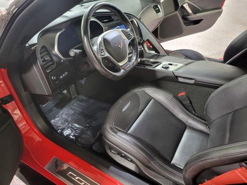 Used 2019 Chevrolet Corvette Z06 image 13