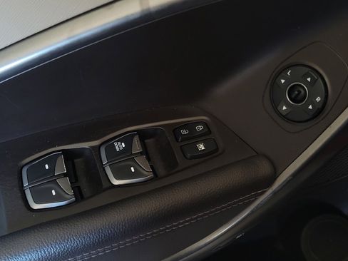 Used 2018 Hyundai Santa Fe Sport image 27