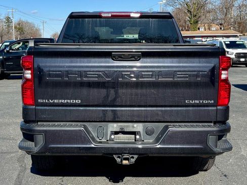 Used 2023 Chevrolet Silverado 1500 Custom AWD/4WD image 7