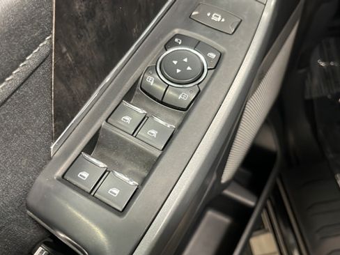 Used 2023 Ford F250 Lariat w/ Lariat Ultimate Package AWD/4WD image 20