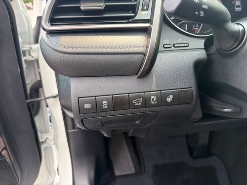 Used 2024 Toyota Camry SE w/ Cold Weather Package AWD/4WD image 20