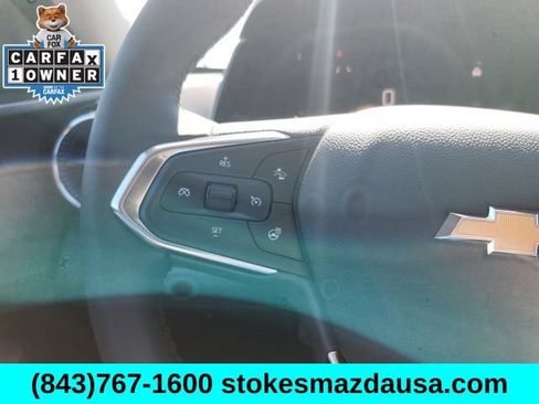 Used 2024 Chevrolet Trax LT w/ Sunroof Package FWD image 32