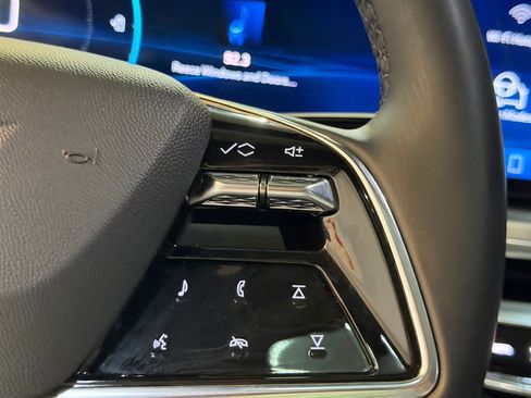 Certified 2024 Cadillac Lyriq Luxury AWD/4WD image 28