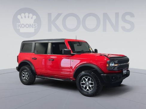Used 2023 Ford Bronco Badlands AWD/4WD image 8