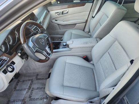 Used 2014 Mercedes-Benz E 250 BlueTEC Sedan image 7