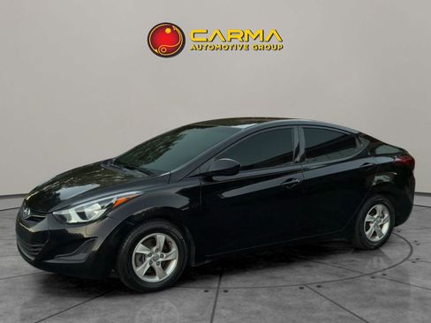 Used 2015 Hyundai Elantra SE image 1