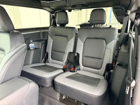 Used 2024 Ford Bronco Big Bend image 13