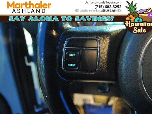 Used 2018 Jeep Wrangler Unlimited Sahara image 17