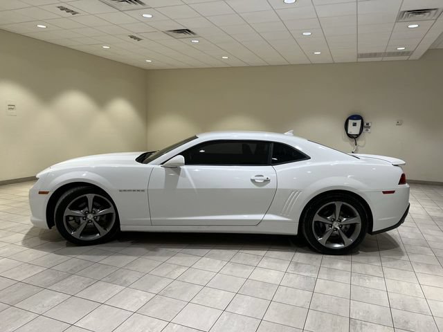 Used 2014 Chevrolet Camaro LT w/ RS Package RWD image 2