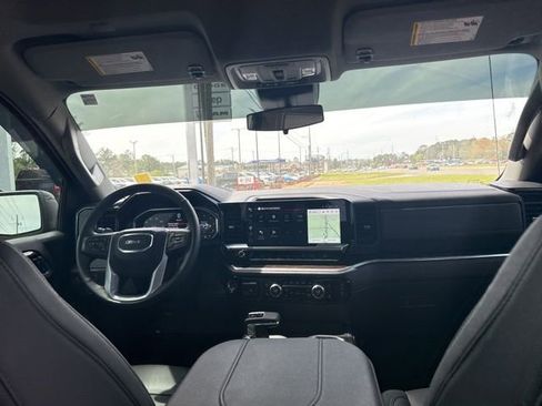 Used 2026 GMC Sierra 1500 Elevation w/ Elevation Premium Package AWD/4WD image 31