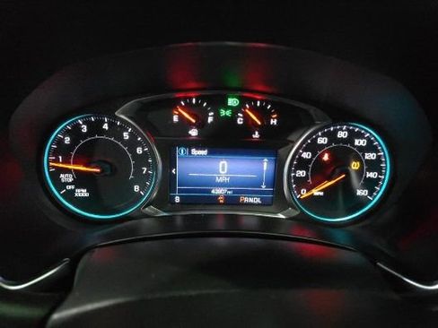 Used 2022 Chevrolet Equinox LS w/ LS Convenience Package image 6