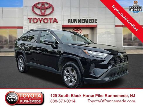Certified 2025 Toyota RAV4 XLE AWD/4WD image 1