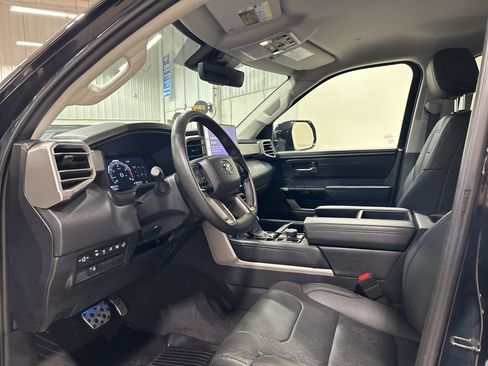 Used 2024 Toyota Tundra Limited w/ TRD Off-Road Package AWD/4WD image 10
