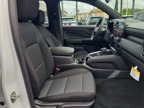 New 2026 Chevrolet Colorado Trail Boss AWD/4WD image 15