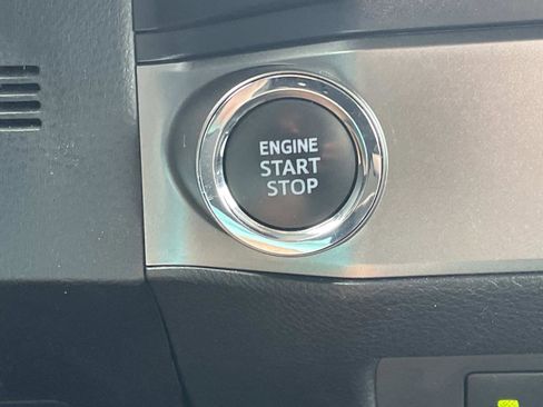 Used 2023 Toyota Tacoma SR5 w/ Technology Package image 19