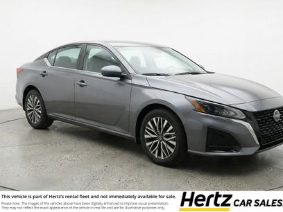 Used 2025 Nissan Altima 2.5 SV