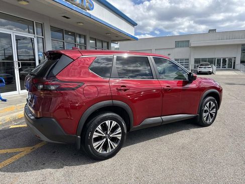 Used 2023 Nissan Rogue SV image 8