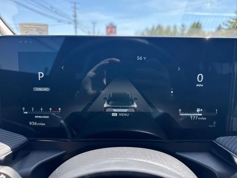 Certified 2025 Nissan Kicks SR AWD/4WD image 17