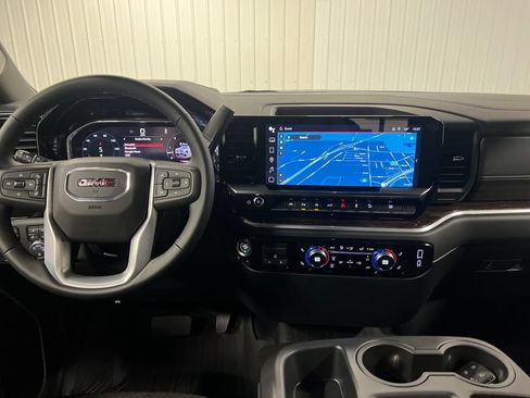 New 2026 GMC Sierra 1500 SLE AWD/4WD image 16