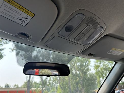 Used 2018 Kia Soul + FWD image 37