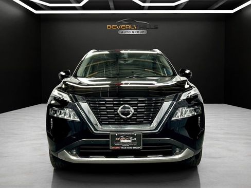 Used 2021 Nissan Rogue Platinum image 7