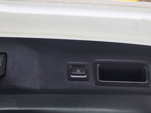 Used 2021 MAZDA CX-30 AWD 2.5 S w/ Preferred Package image 18