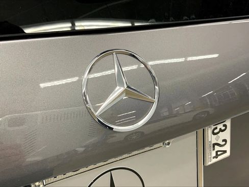 Used 2022 Mercedes-Benz GLB 250 image 30