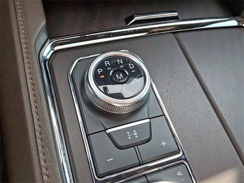 Certified 2024 Ford Expedition King Ranch image 16