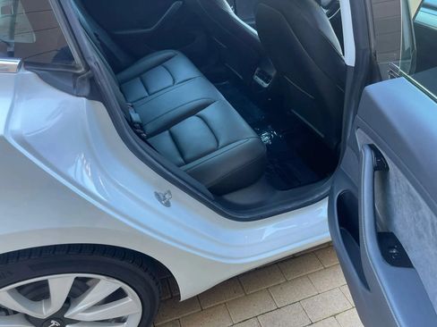 Used 2020 Tesla Model 3 Long Range AWD/4WD image 10