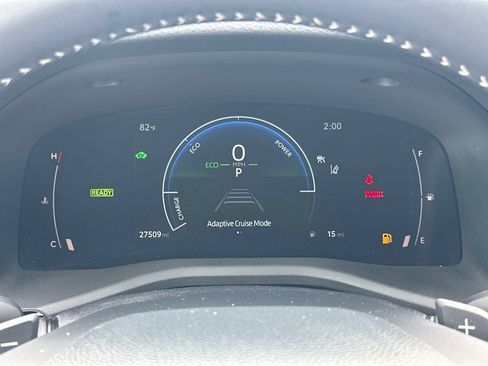 Used 2025 Toyota Camry SE FWD image 27