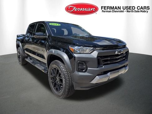 Used 2023 Chevrolet Colorado Trail Boss w/ LPO, Dark Essentials Package AWD/4WD image 1