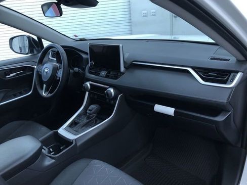 New 2025 Toyota RAV4 XLE image 23