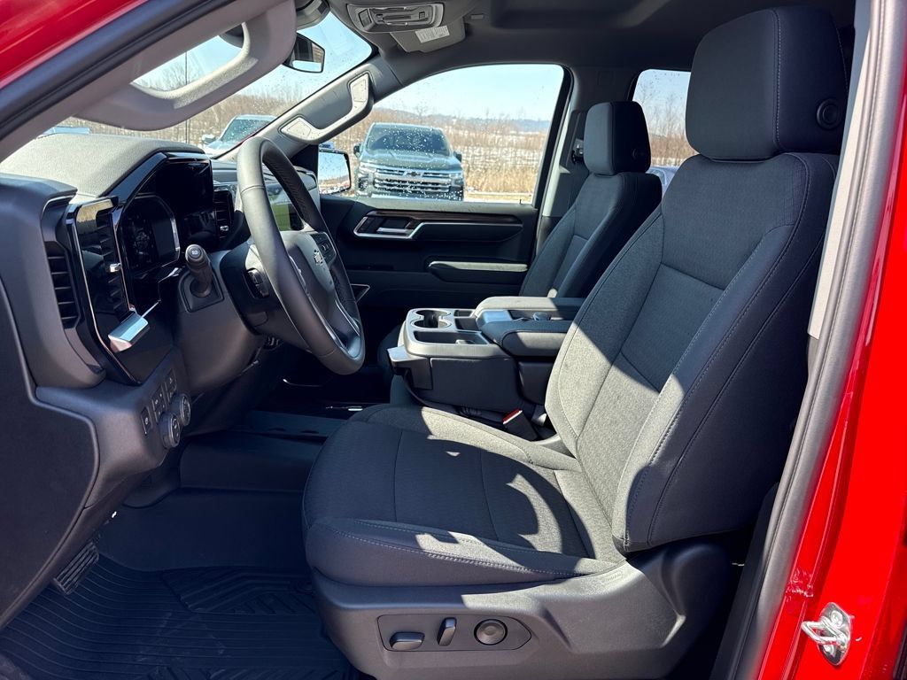 Certified 2026 Chevrolet Silverado 1500 LT AWD/4WD image 22