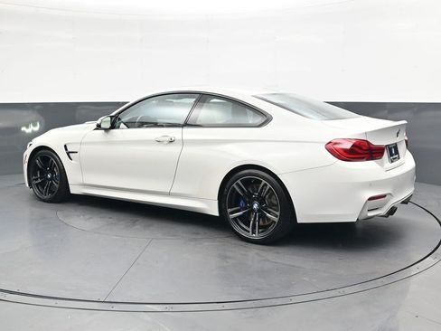 Used 2018 BMW M4 Coupe RWD image 6